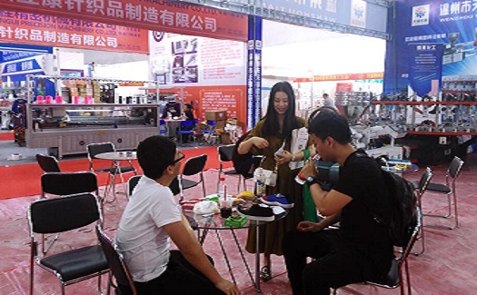 中非經(jīng)貿(mào)港前往臺(tái)州鞋機(jī)展宣傳，為企業(yè)提供外經(jīng)貿(mào)綜合服務(wù)